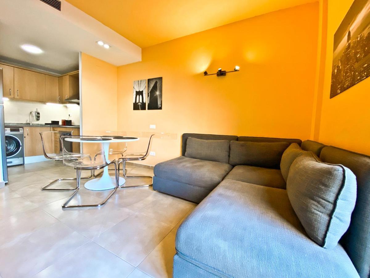 Urban Manresa-City Center Apartment With Balcony Esterno foto