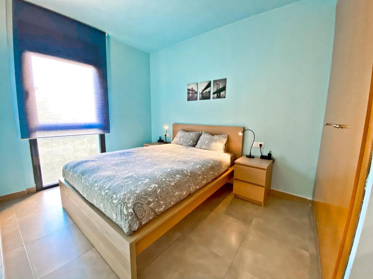Urban Manresa-City Center Apartment With Balcony Esterno foto