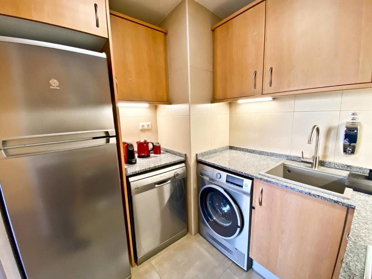 Urban Manresa-City Center Apartment With Balcony Esterno foto