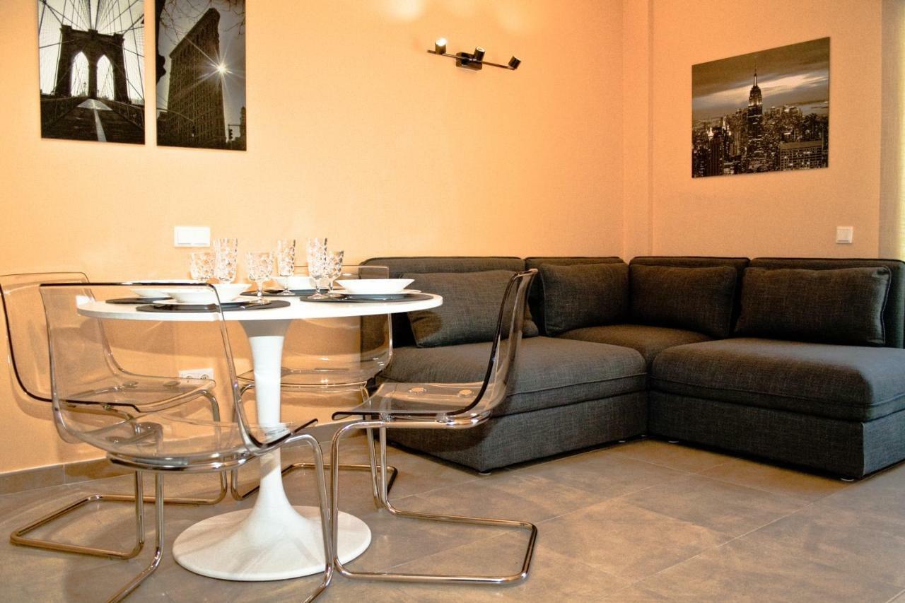 Urban Manresa-City Center Apartment With Balcony Esterno foto